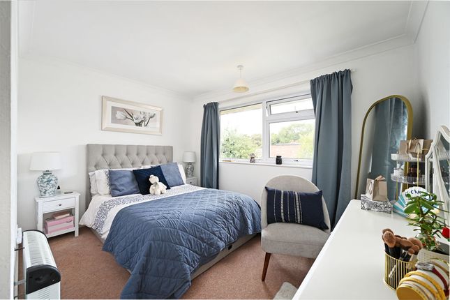 8, Chancet Wood Road, Sheffield photo 4