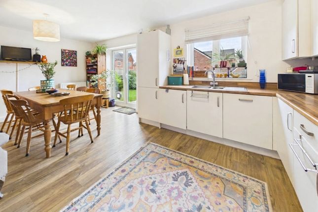 32, Maxfield Drive, Shrewsbury photo 3