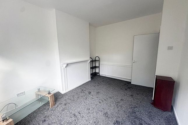 Flat 3, 59, Seedley Road, Salford photo 2