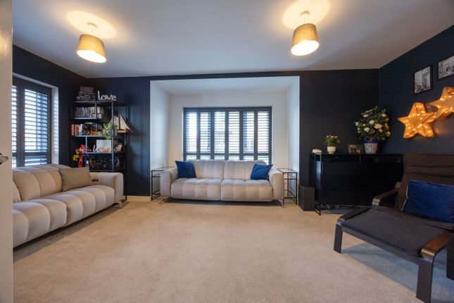 1, Pintail Place, Reading photo 4