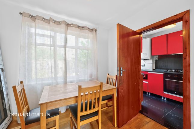 110, Leyburn Road, London photo 2