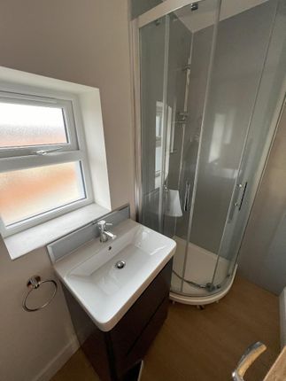 51/52 Victoria Road, Swindon photo 5
