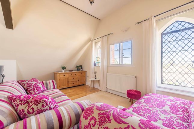 Apartment 63, Convent Court, Hatch Lane, Windsor photo 4