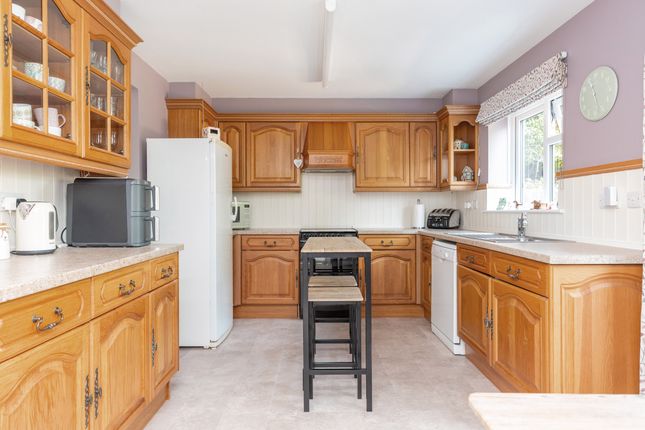 37 Cherryfields, Gillingham photo 2