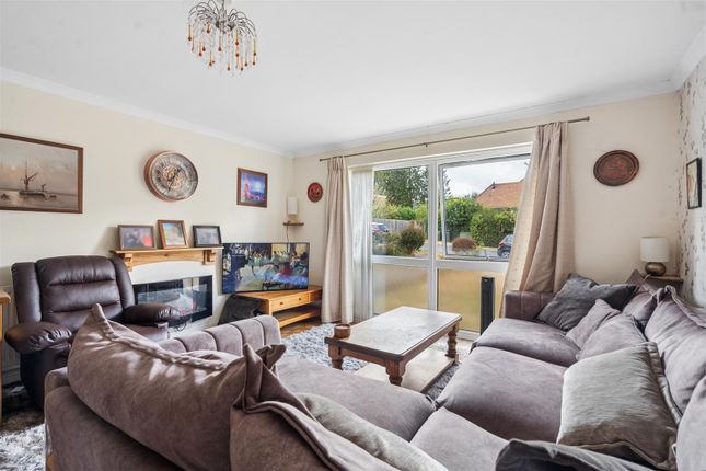 11, Grenville Court, Chorleywood photo 4