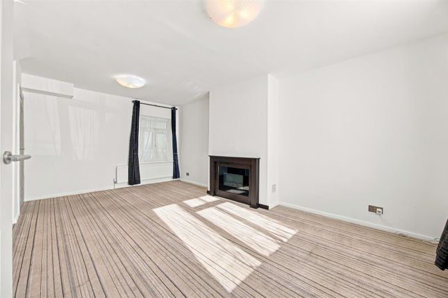 Nelson Road, Uxbridge photo 3