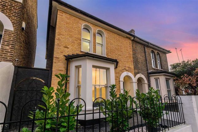 Thumbnail Property for sale in Calvert Road, London
