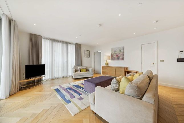Flat for sale in Heritage Lane, London