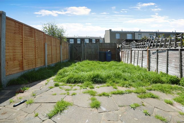 57, Lucerne Way, Essex photo 4