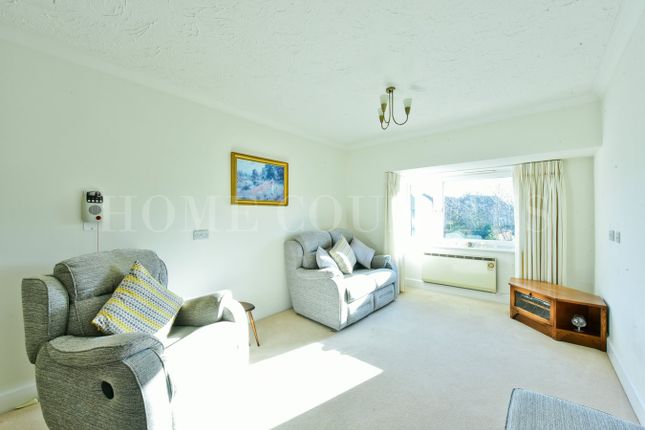 Hertford Mews, Billy Lows Lane, Potters Bar photo 3