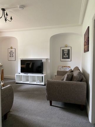 Mews house to rent in Gilesgate, Durham