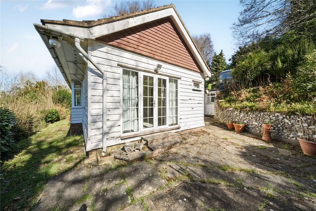 88, Sutherland Avenue, Westerham photo 2