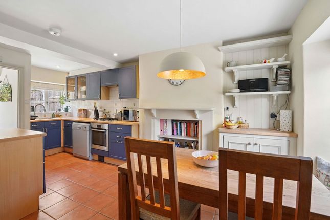 2-3 College Row, Witney photo 4