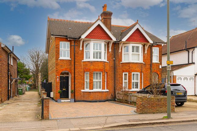Thumbnail Semi-detached house to rent in Temple Road, Epsom