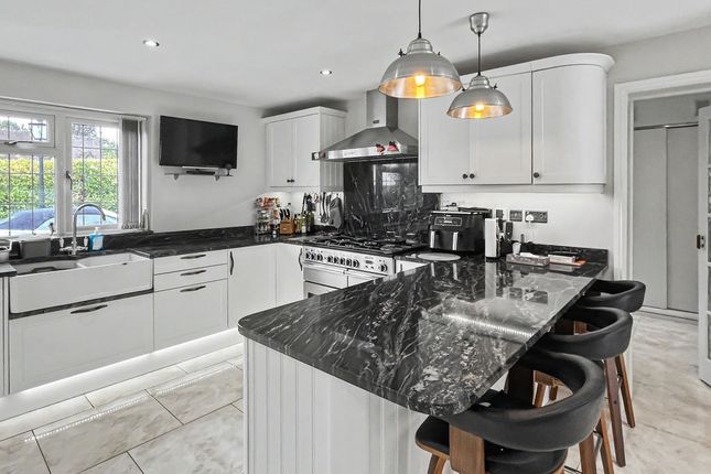 Los Altos, 62, Hamilton Road, High Wycombe photo 3