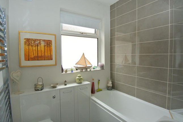 10, Burleigh Gardens, Ashford photo 3