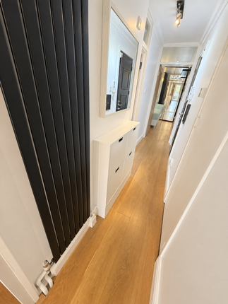 43 Leabank View, London photo 2
