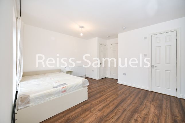 Town house to rent in Ambassador Square, Isle Of Dogs, London, Canary Wharf, Isle Of Dogs, Docklands, London