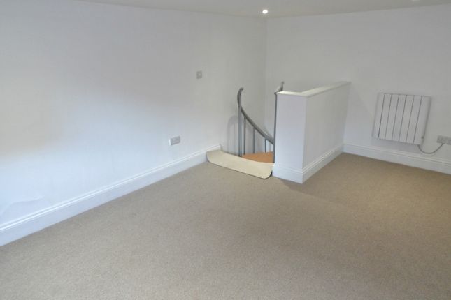 Flat 3, Newark photo 4