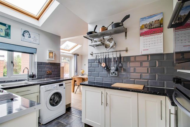 24, Queens Drive, Ossett photo 4