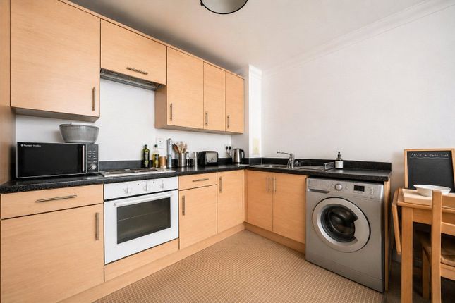 SNG SO - Flat 20, 2, Maud Chadburn Place, London photo 3