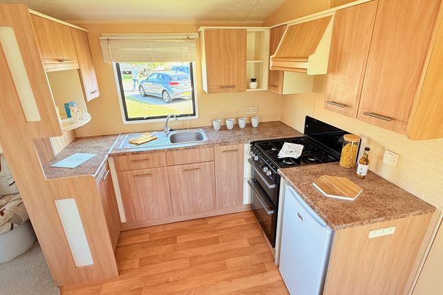7, Dovercourt Holiday Park, Harwich photo 2