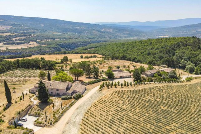 Ch&acirc;teau for sale in Oppedette, The Luberon / Vaucluse, Provence - Var