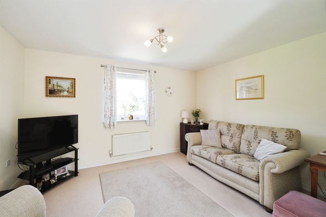 6, Strutt House, Millers Way, Belper photo 4
