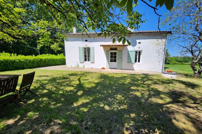 Thumbnail Farmhouse for sale in Miramont De Guyenne, Aquitaine, 47800, France