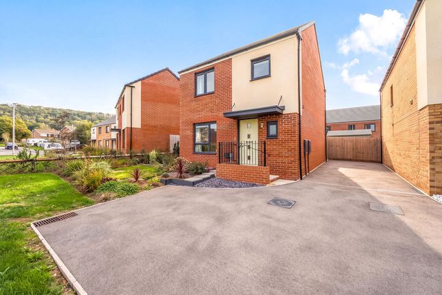 28, Tenacres Close, Weston super Mare photo 2