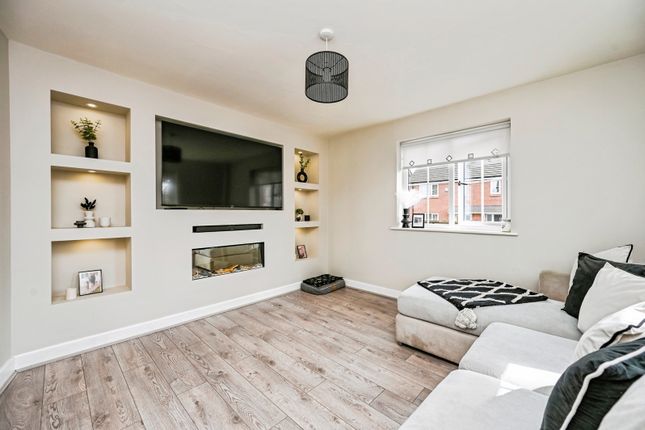 4, Hillpark Crescent, Merseyside photo 2