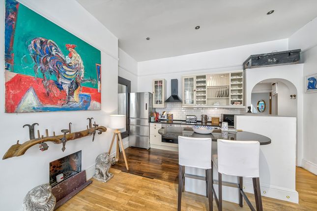 Raised Ground Floor, 43, Russell Road, London photo 4