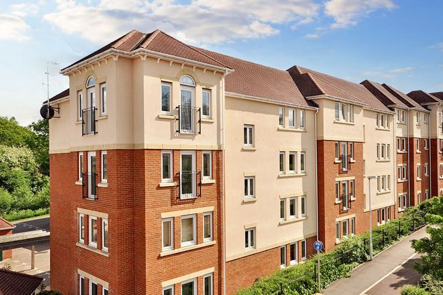 Thumbnail Flat for sale in Queripel Close, Tunbridge Wells