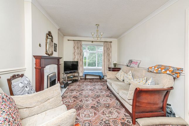 12, Hornbeam Avenue, Wakefield photo 4