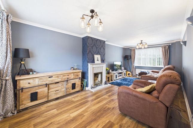 15, Blue Water Drive, Weston-super-Mare photo 3