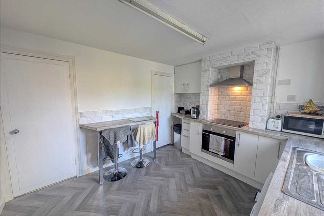 87, Sydney Street, Brightlingsea photo 3