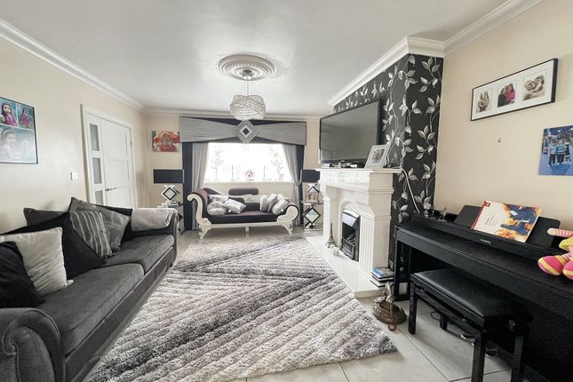 7, Weardale Avenue, Newcastle upon Tyne photo 4