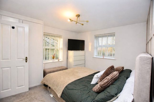 21, Andrews Walk, Blackburn photo 5