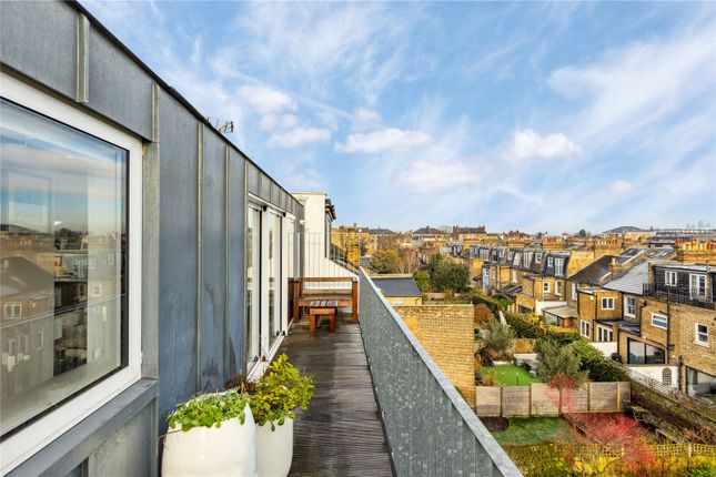 Ramsden Road, London photo 2
