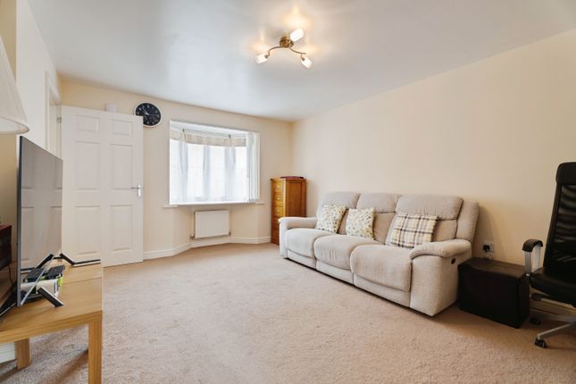 39, Hundred Acre Way, Red Lodge, Bury St. Edmunds photo 3