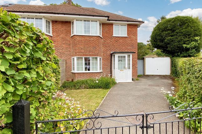 2, Selworthy Close, Whitecliff photo 3