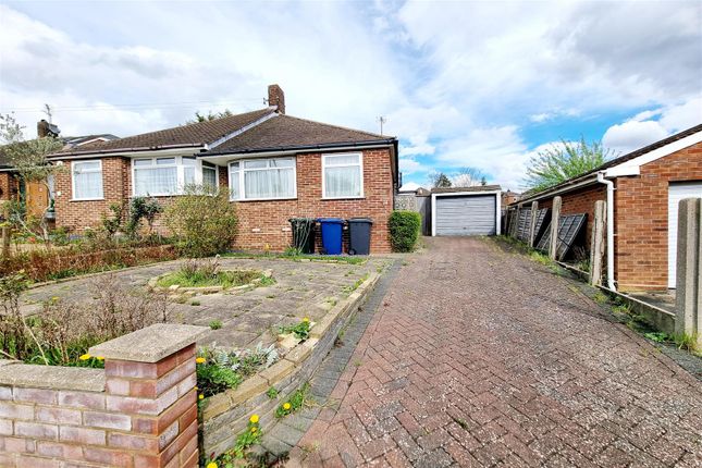 Thumbnail Bungalow for sale in Hamilton Close, Cockfosters