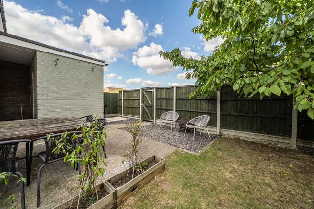 52, Bilberry Road, Shefford photo 4
