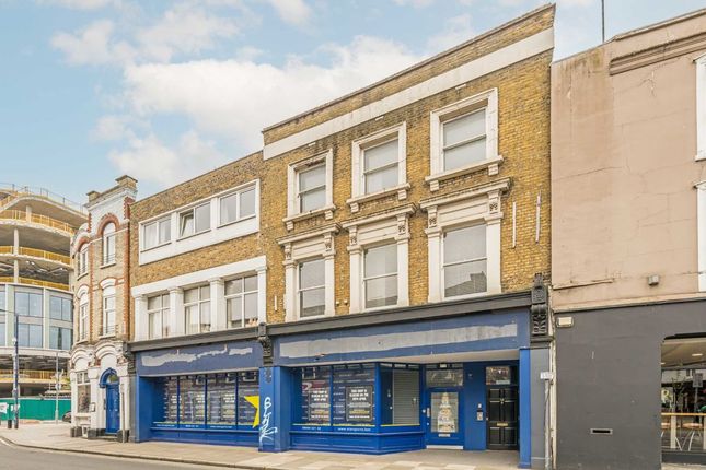 Flat to rent in Eden Street, Kingston Upon Thames