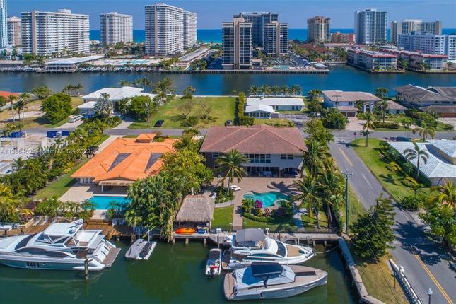 Property for sale in 552 Palm Drive, Hallandale Beach, Florida, 33009, United States Of America