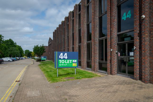 Thumbnail Industrial to let in Unit 44 Barwell Business Park, Leatherhead Road, Chessington