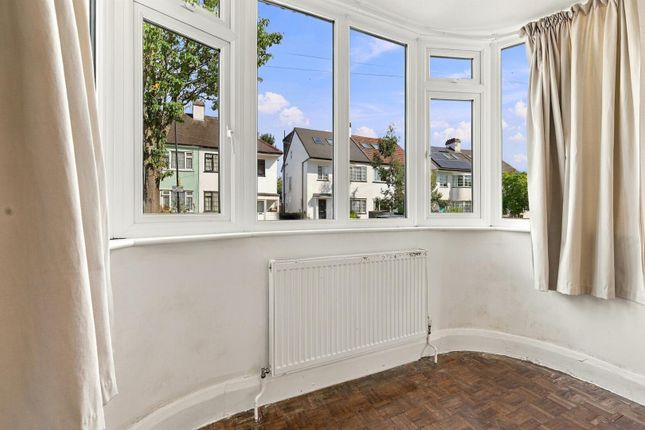 9, Forester's Drive, Walthamstow photo 4