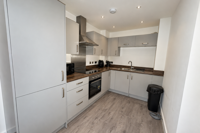 256, Coventry photo 2