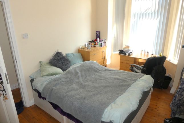 46, Arnside Street, Manchester photo 5