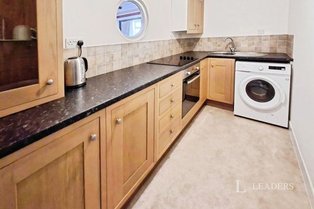 42, Phillips Court, Lincolnshire photo 4